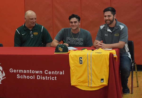 Twins baseball, NJCAA, Letter of intent, columbia greene cc, coach, AD, athletes, Victor